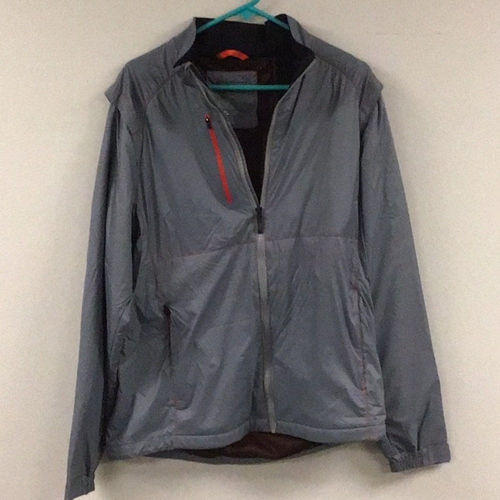Lightweight OOBE Jacket